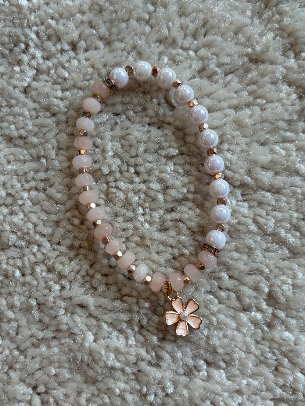 {Handmade} Delicate Pink Beaded Flower Charm Bracelet